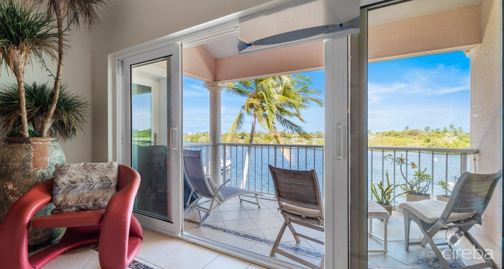 Waterways 432  Top Floor With Amazing Views