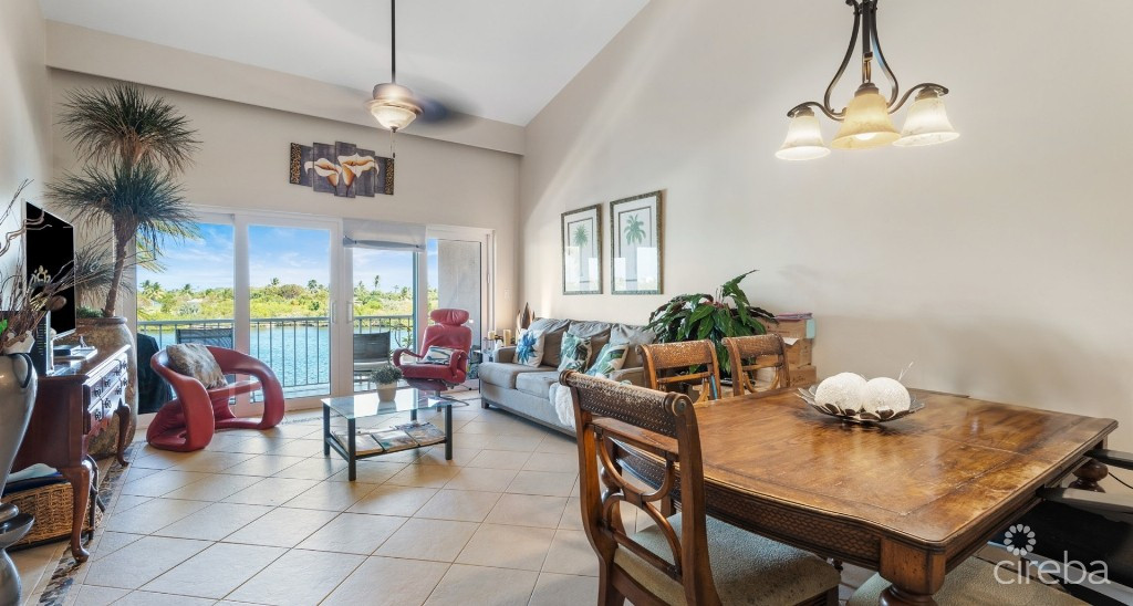 Waterways 432  Top Floor With Amazing Views