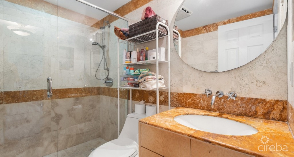 Waterways 432  Top Floor With Amazing Views