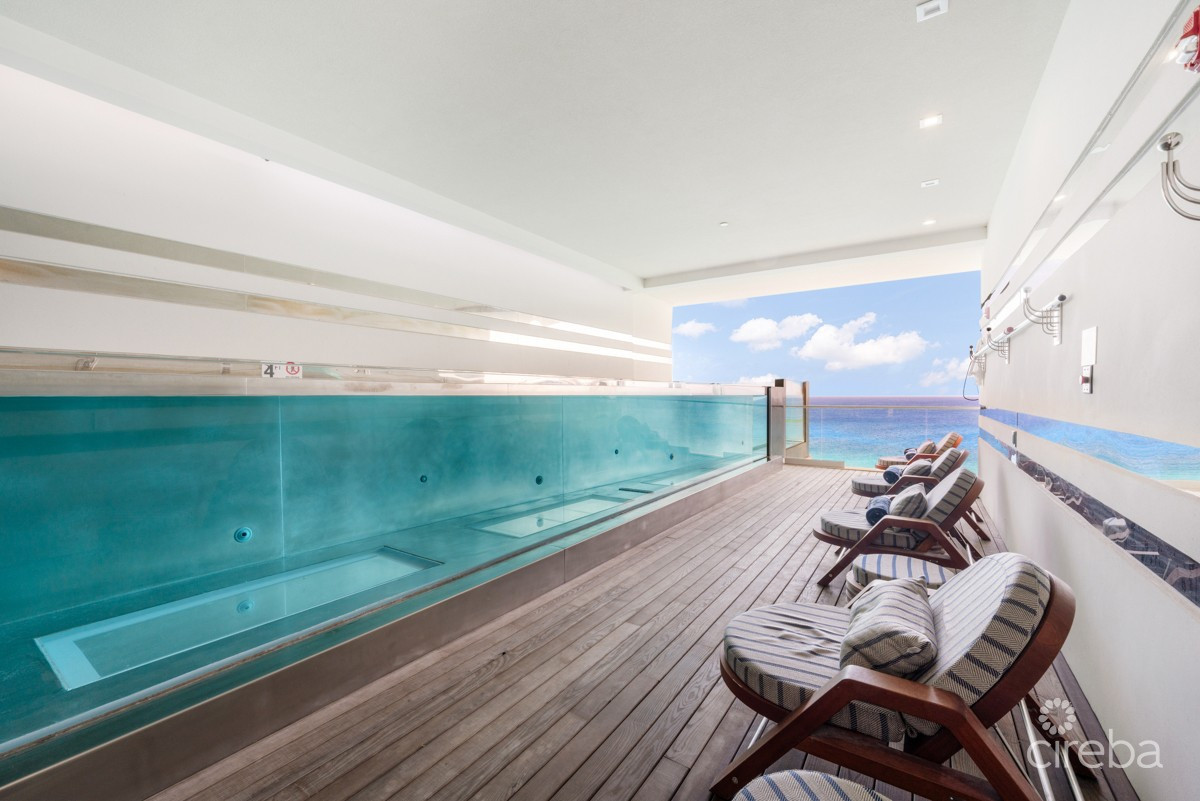 Fin Oceanfront Corner Residence