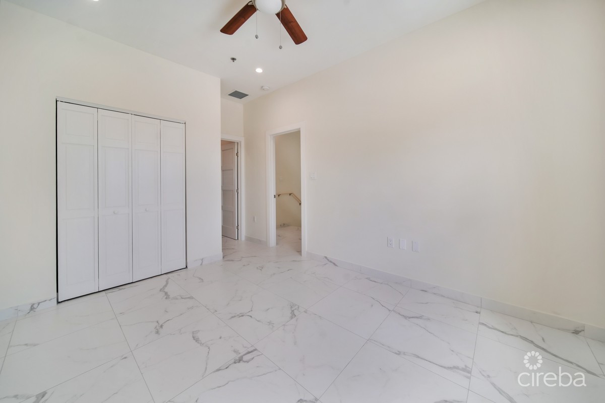 The Point At Watercourse #6