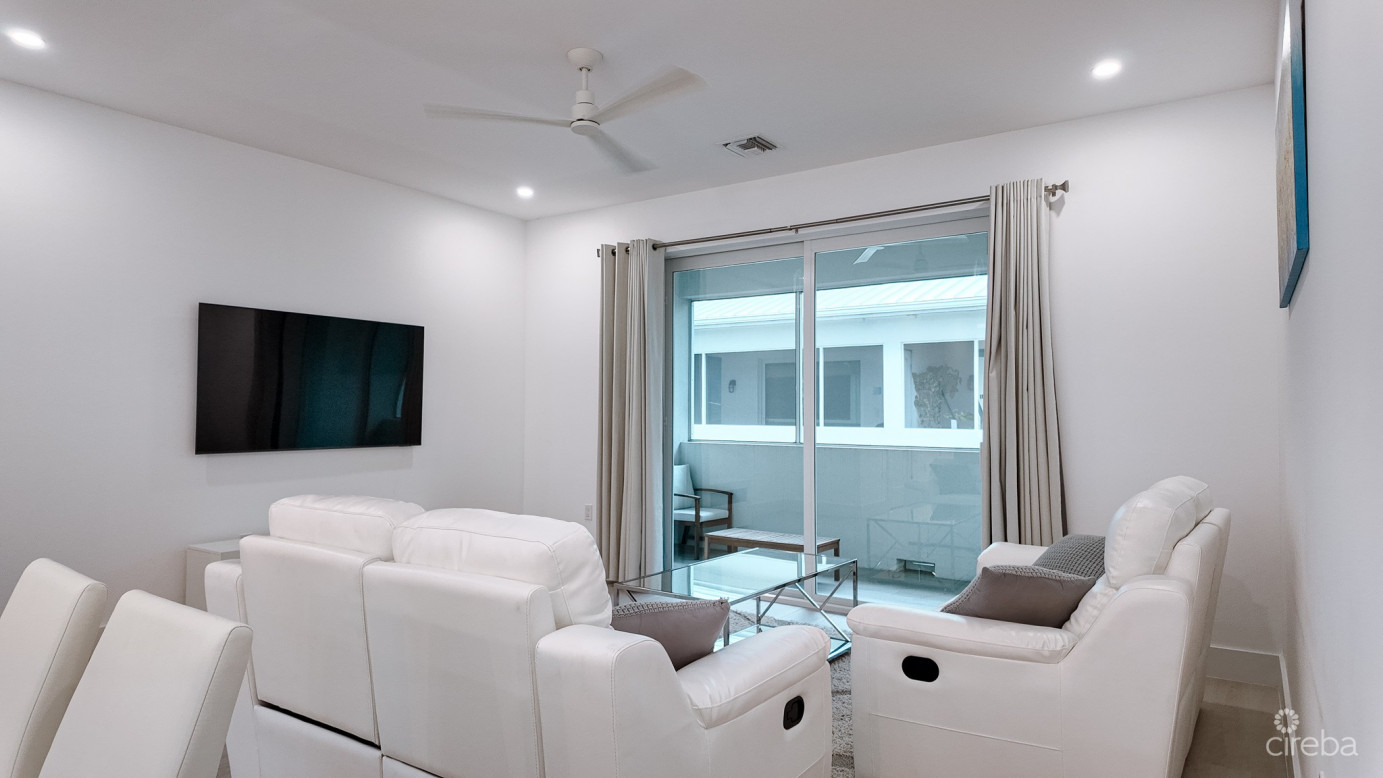 Periwinkle Townhome Grand Harbour