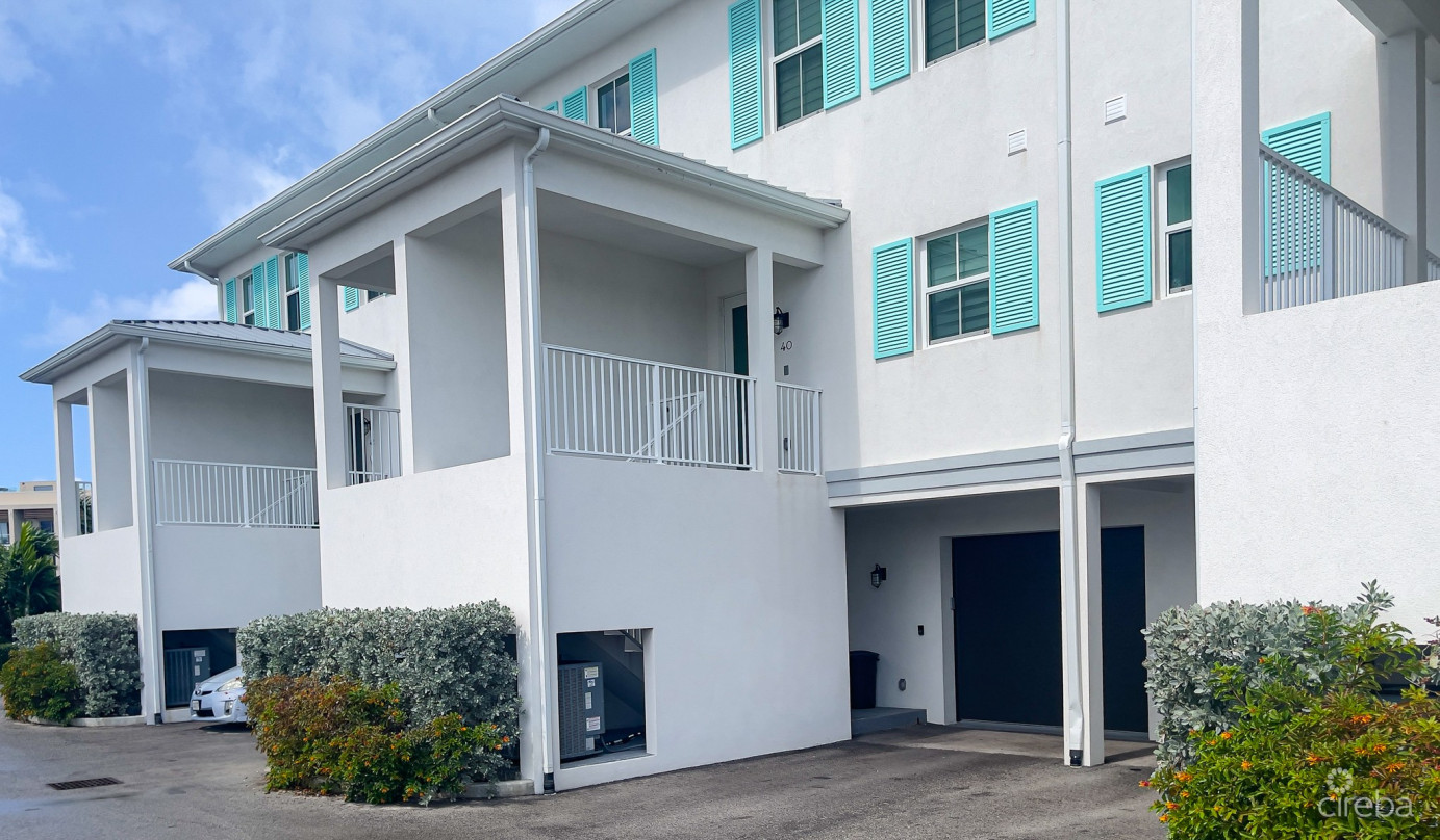 Periwinkle Townhome Grand Harbour
