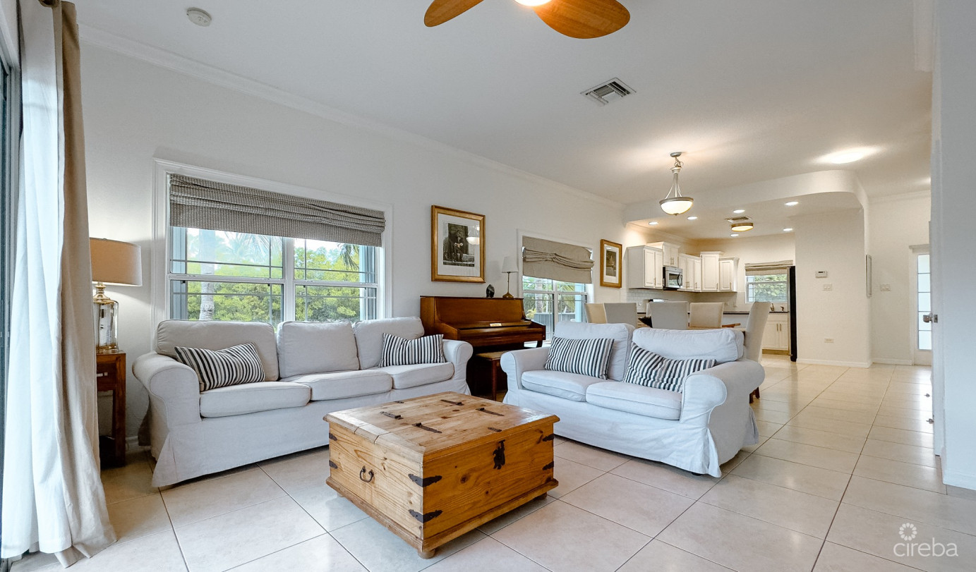 Coastal Escape Waterfront Townhouse