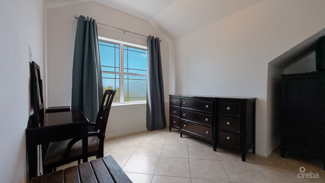 Coastal Escape Waterfront Townhouse