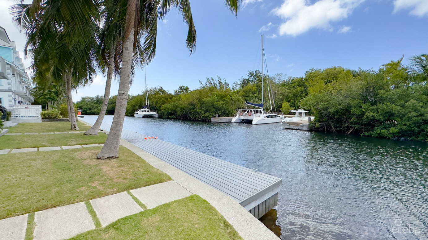 Coastal Escape Waterfront Townhouse