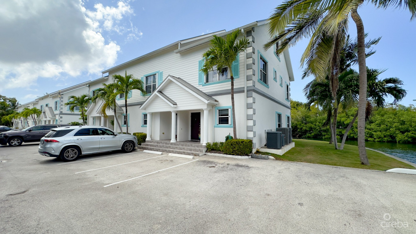 Coastal Escape Waterfront Townhouse