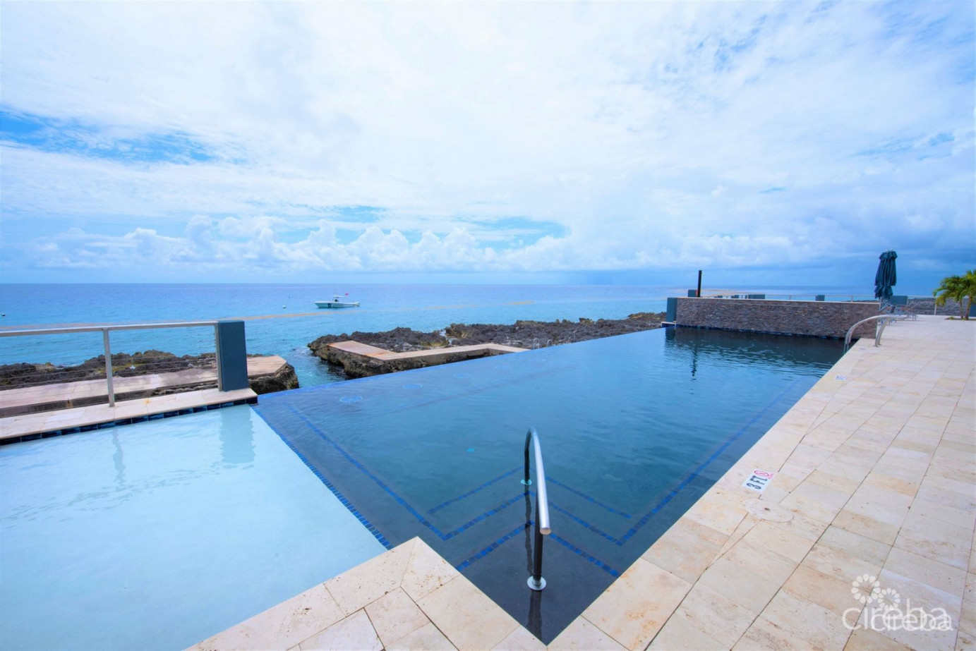 Lighthouse Point Residences Penthouse Corner Unit 301