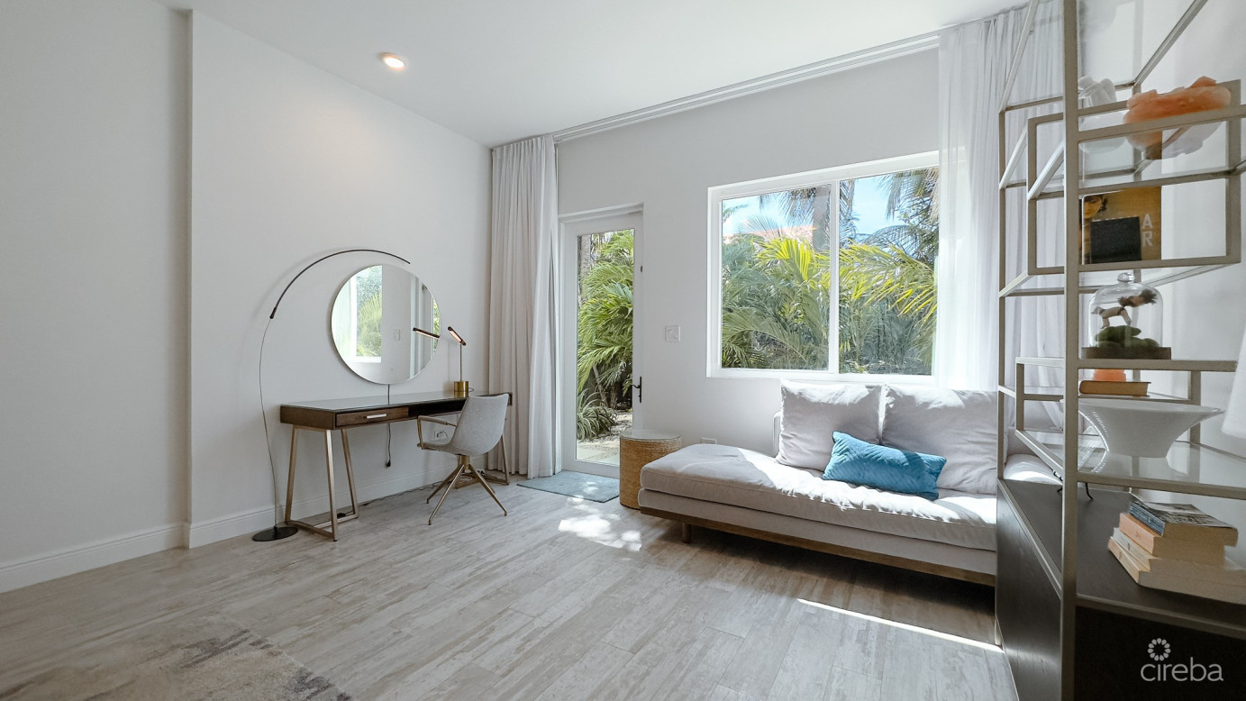 Boggy Sands Club Coral 1