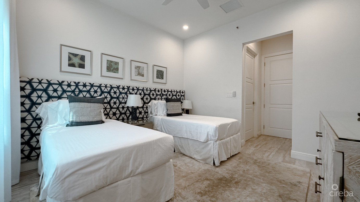 Boggy Sands Club Coral 1