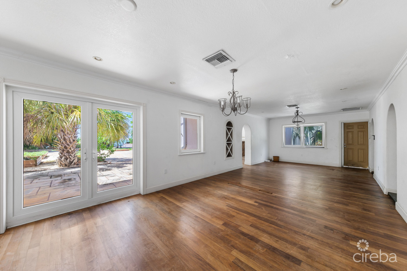 Shamrock Road Oceanfront Estate - Rare Development Opportunity