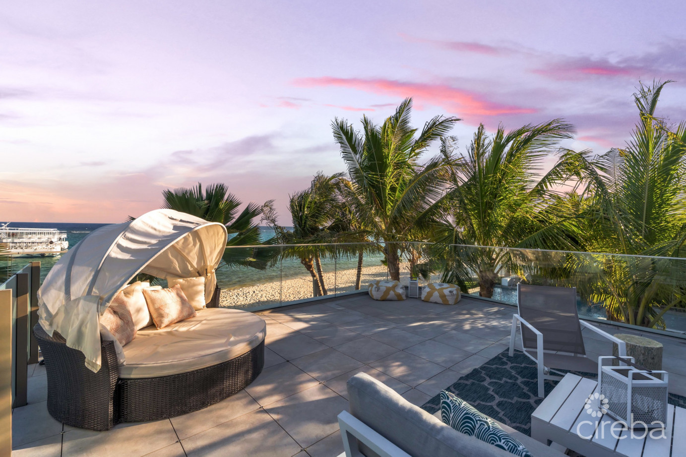 Tides 4-bed Beachfront Condo With Oversized Terrace