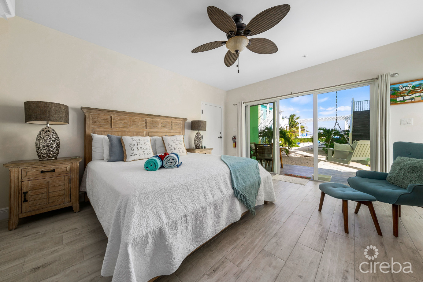 The Cottages In East End  Boutique Hotel