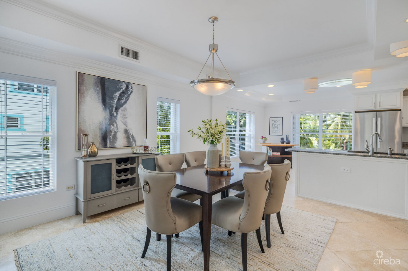 Coastal Escape – Executive Waterfront Living