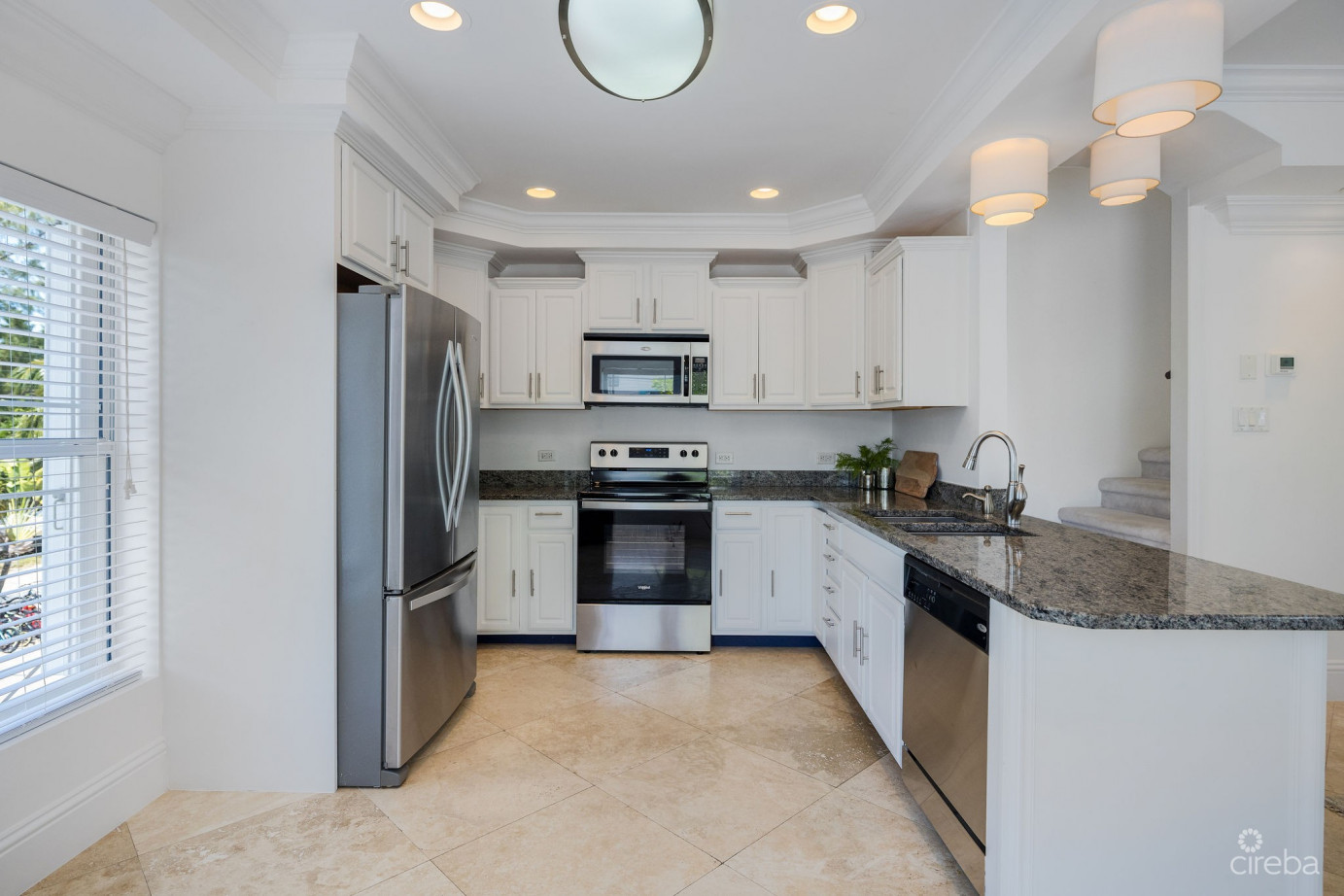 Coastal Escape – Executive Waterfront Living