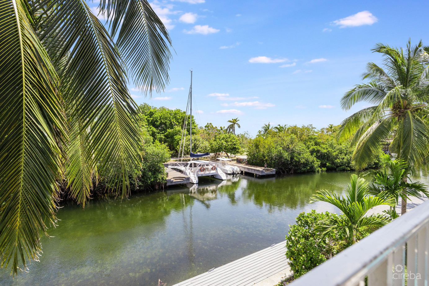 Coastal Escape – Executive Waterfront Living