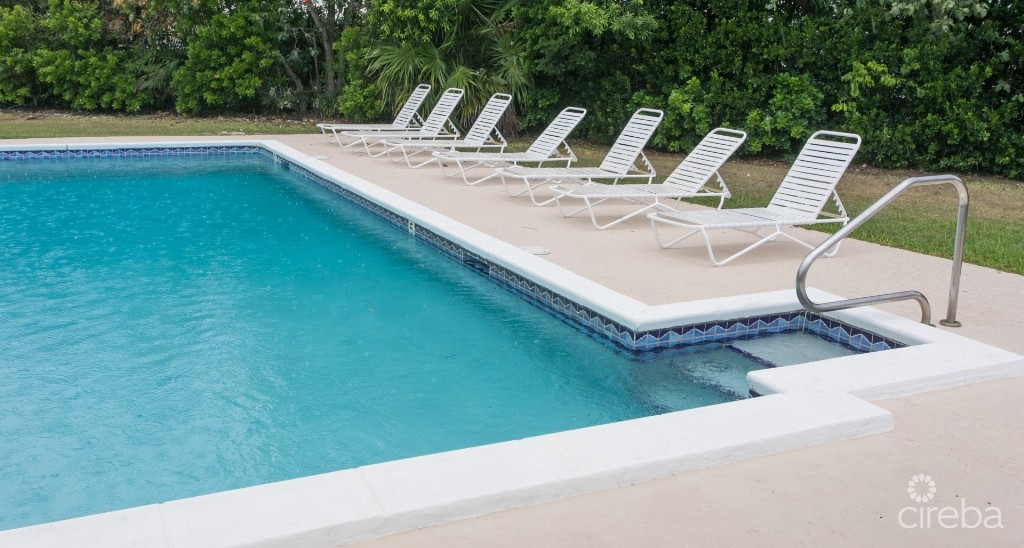 South Palms #5 (2 Bed/2.5 Bath Ss Townhome)