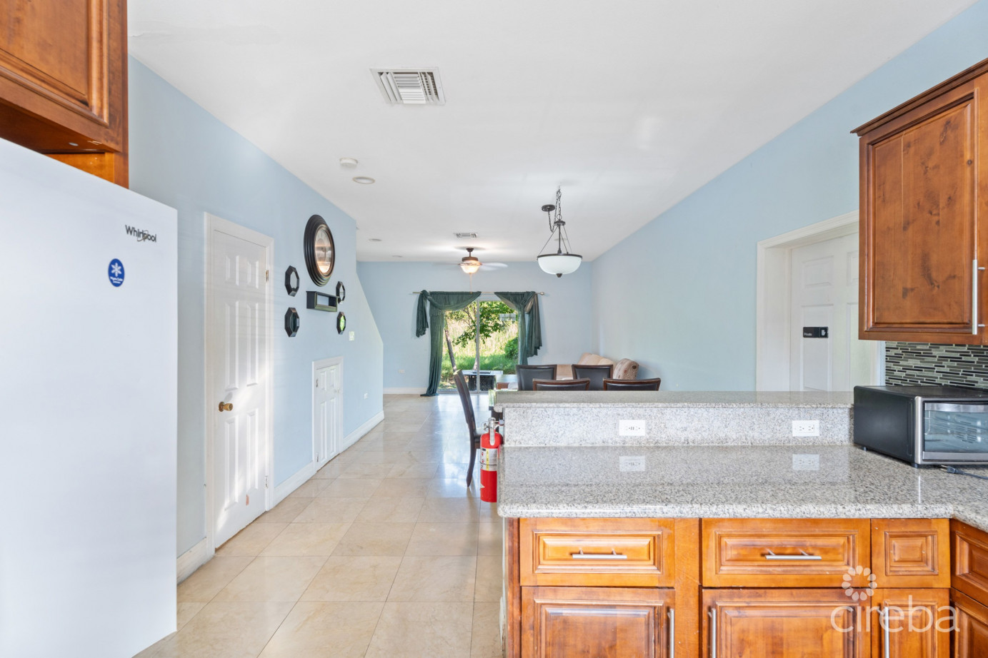 Owner Will Pay Stamp Duty!  West Bay 3-bed End Unit