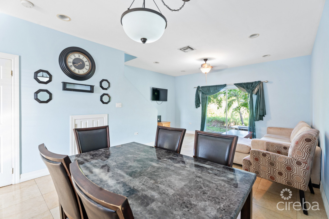 Owner Will Pay Stamp Duty!  West Bay 3-bed End Unit