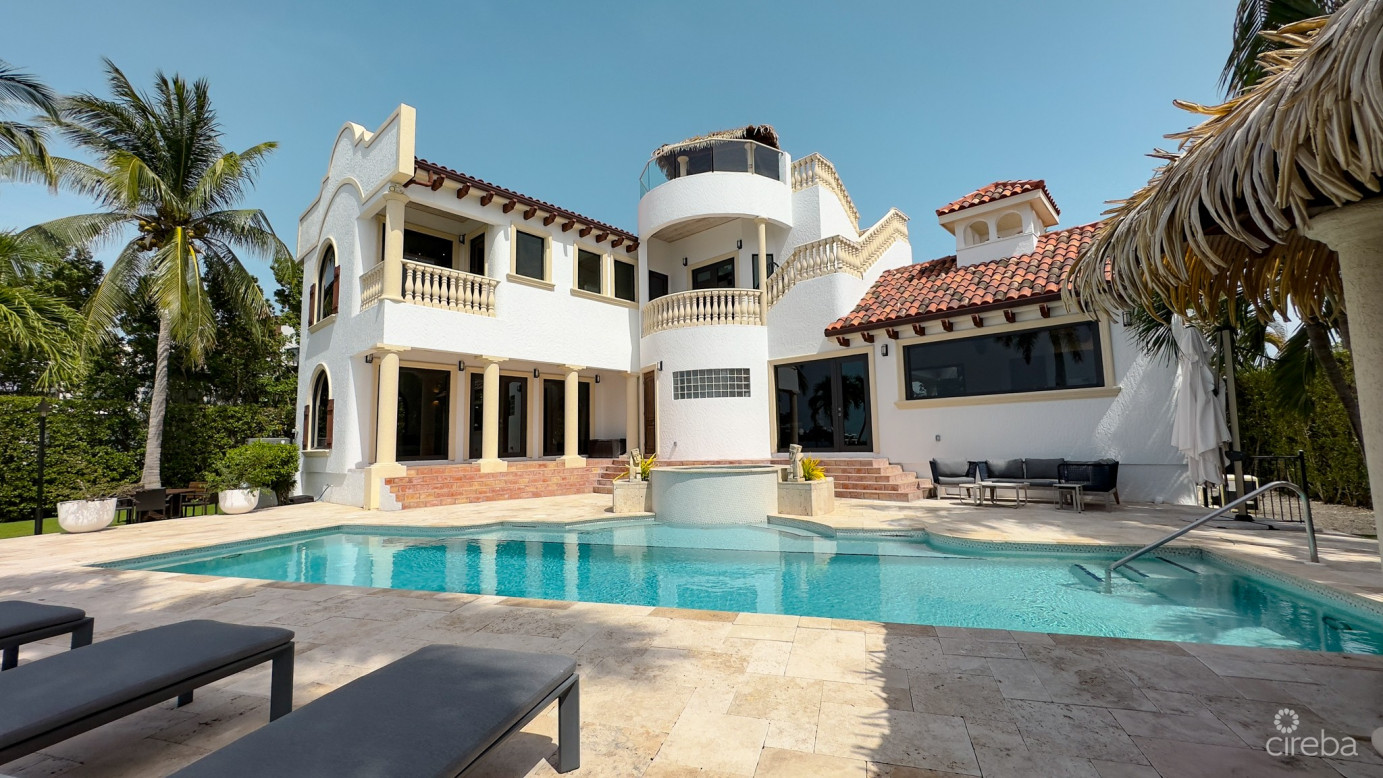 Crystal Harbour - Ocean Front Home