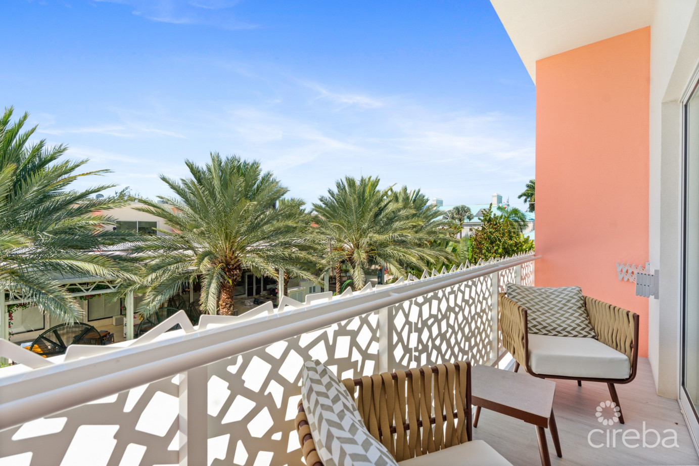 The Grove 7, Seven Mile Corridor