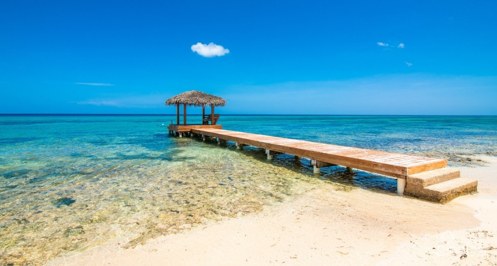 Beachfront Northside Condo Northern Lights 4