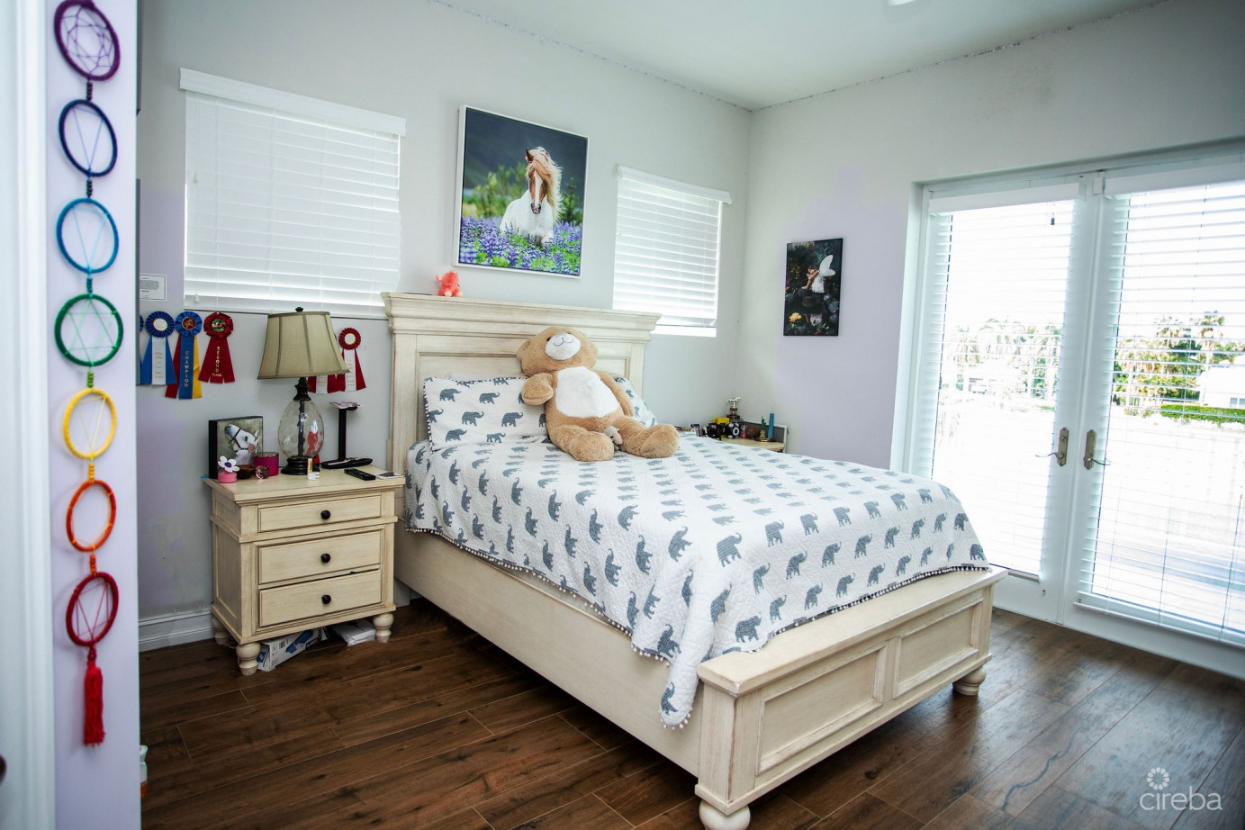 Crystal Harbour Luxury 5br/5.5ba Canal Front Home