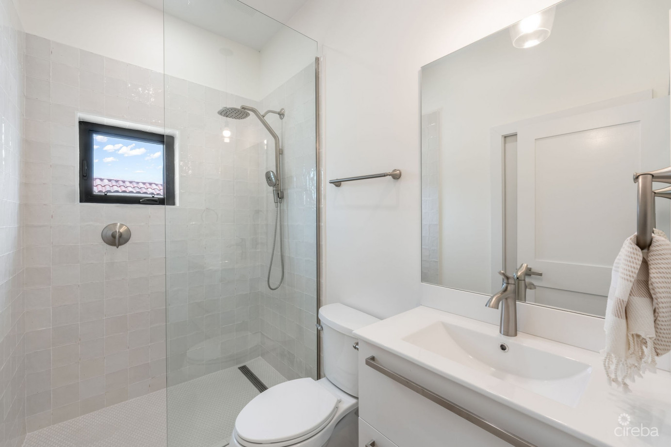 Auburn Bay 3, Canal Front Home