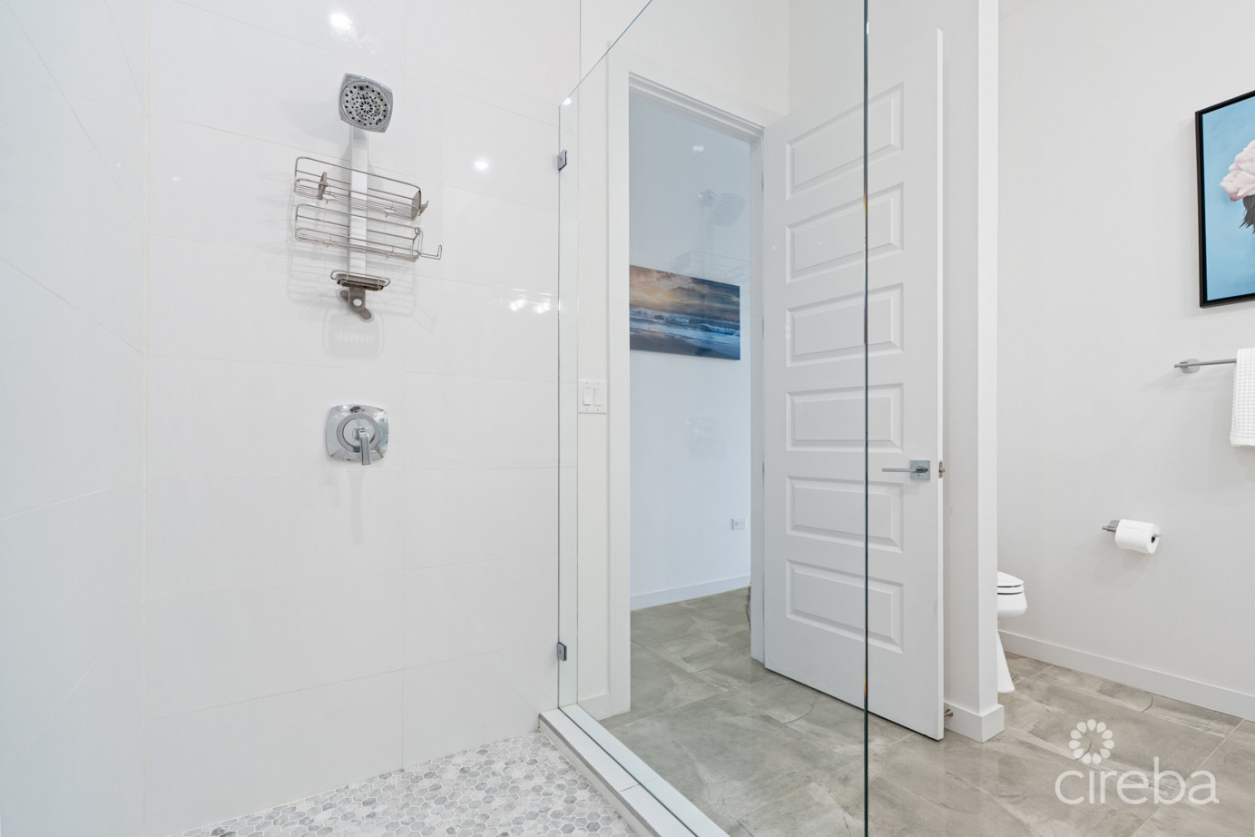 Eleven Parc Townhome – Prime Location In Seven Mile Beach Corridor