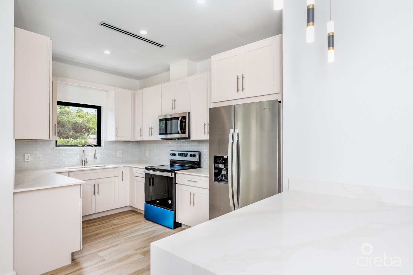 Lavania Court - Gated - Large 2 Bed 2.5 Bath Townhomes