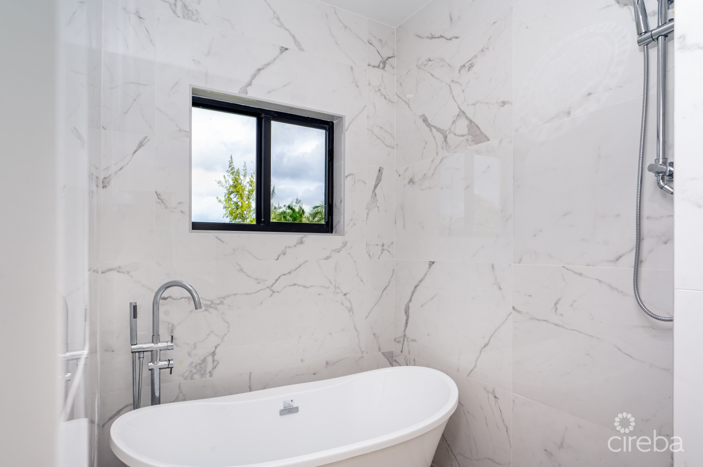 Lavania Court - Gated - Large 2 Bed 2.5 Bath Townhomes