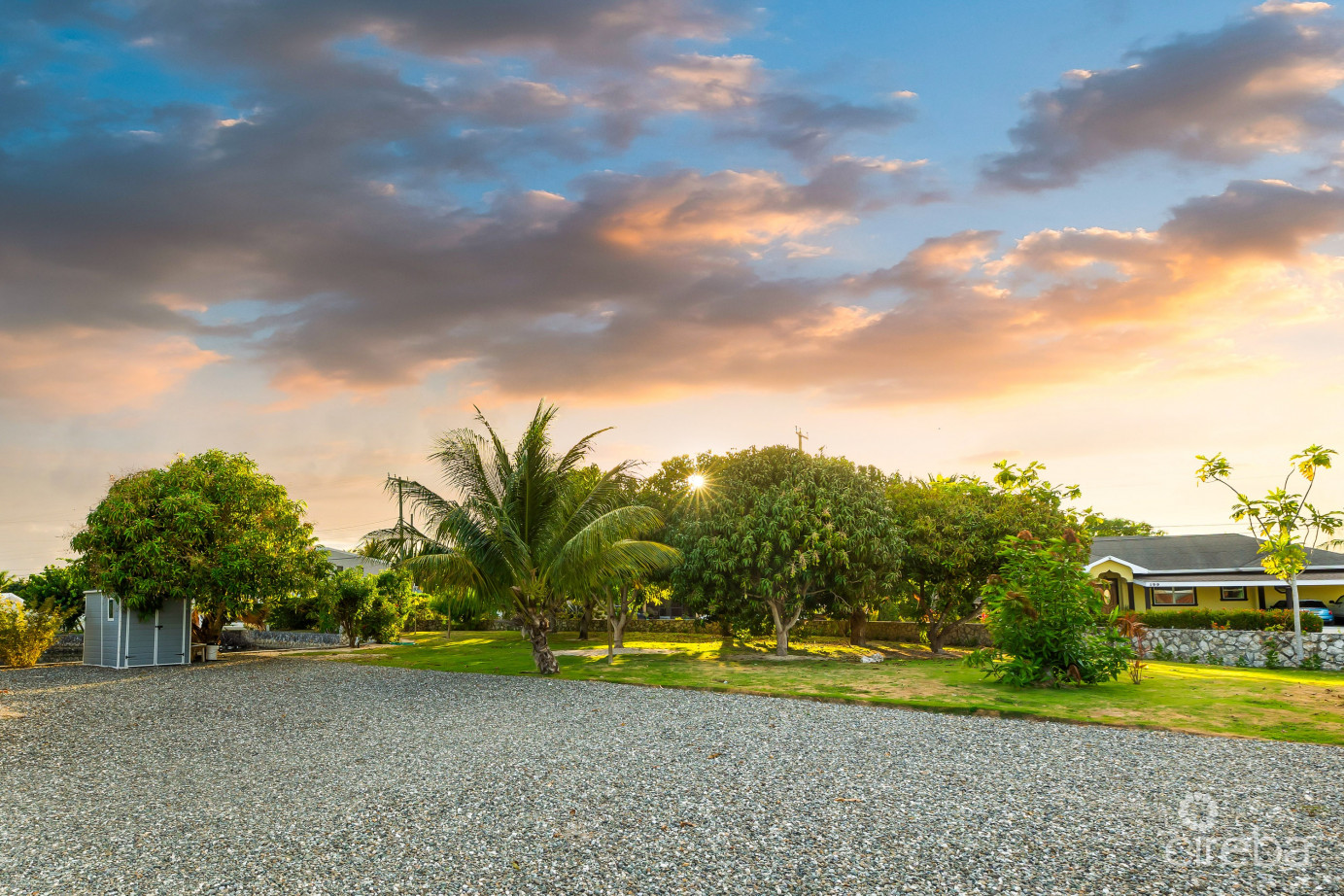 Fully Remodeled 3br Family Home In North Sound Estates