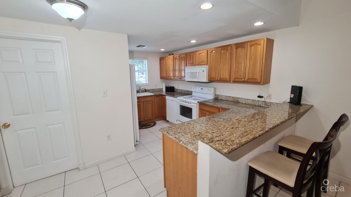 2 Bed 2.5 Bath End Unit - Hope Springs - George Town