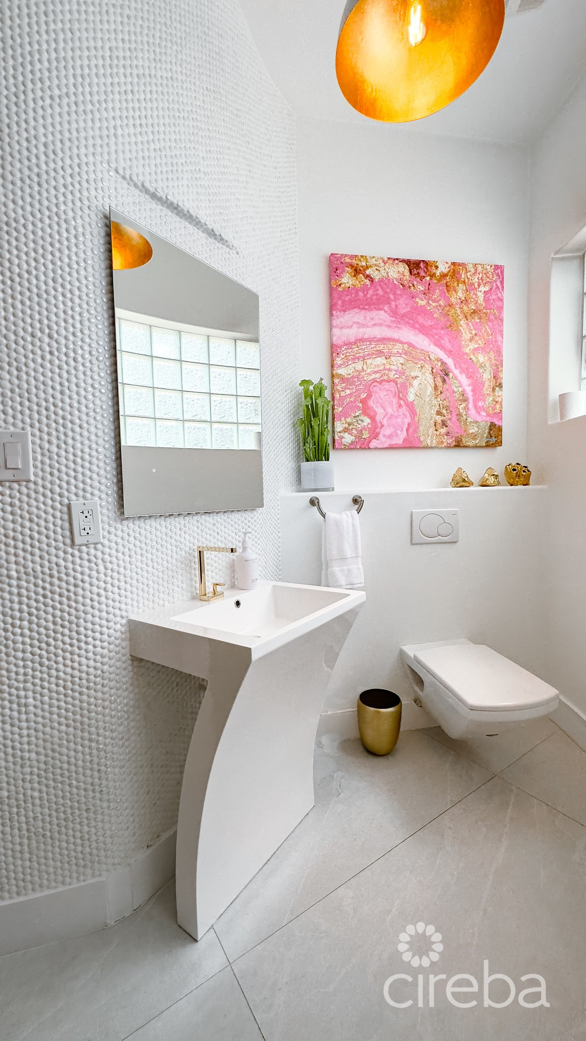 Crystal Harbour - Ocean Front Home