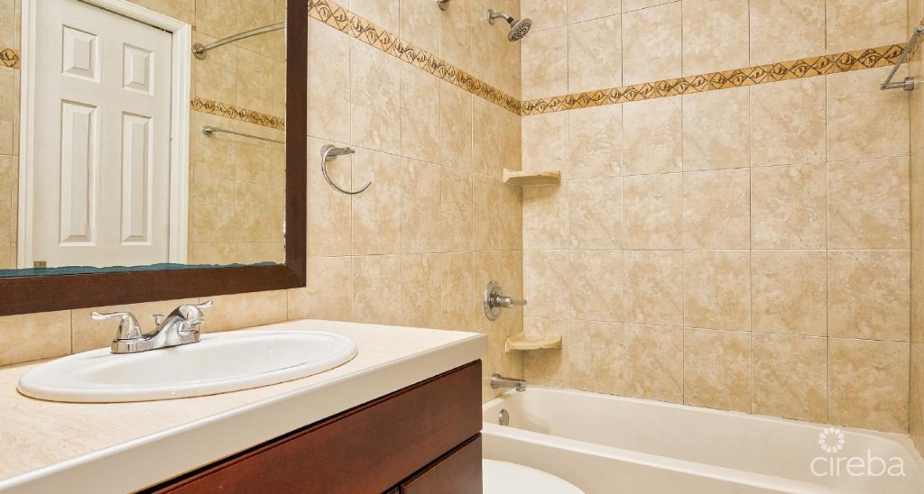 South Shore 302 - Oceanfront 3 Bed With 7.6%+ Gross Roi Potential!