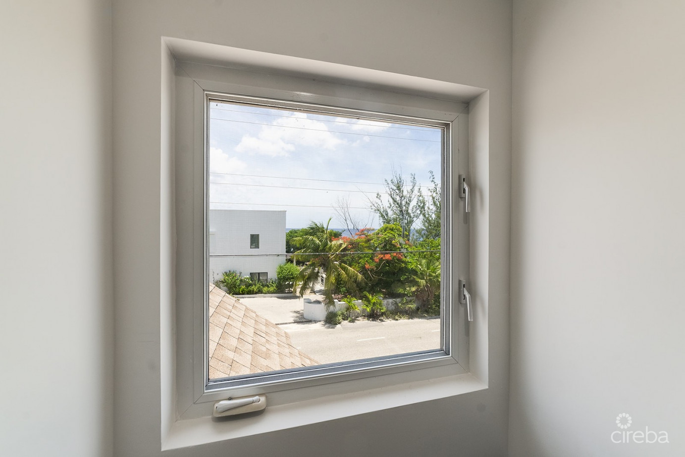 Vista On North West Point Rd + 0.20 Acre Land Lot