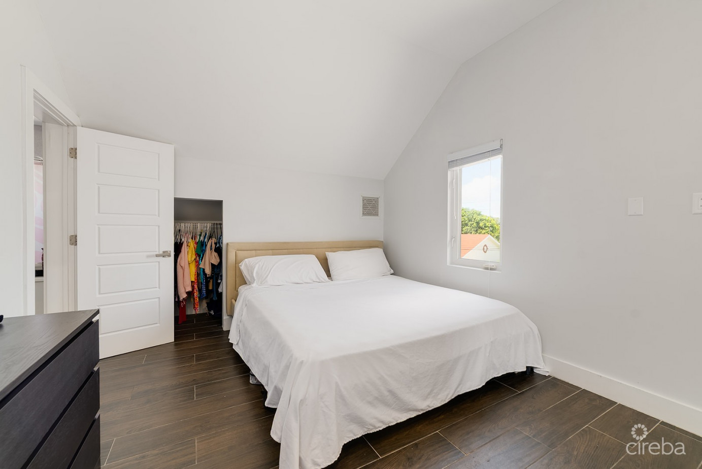 Vista On North West Point Rd + 0.20 Acre Land Lot