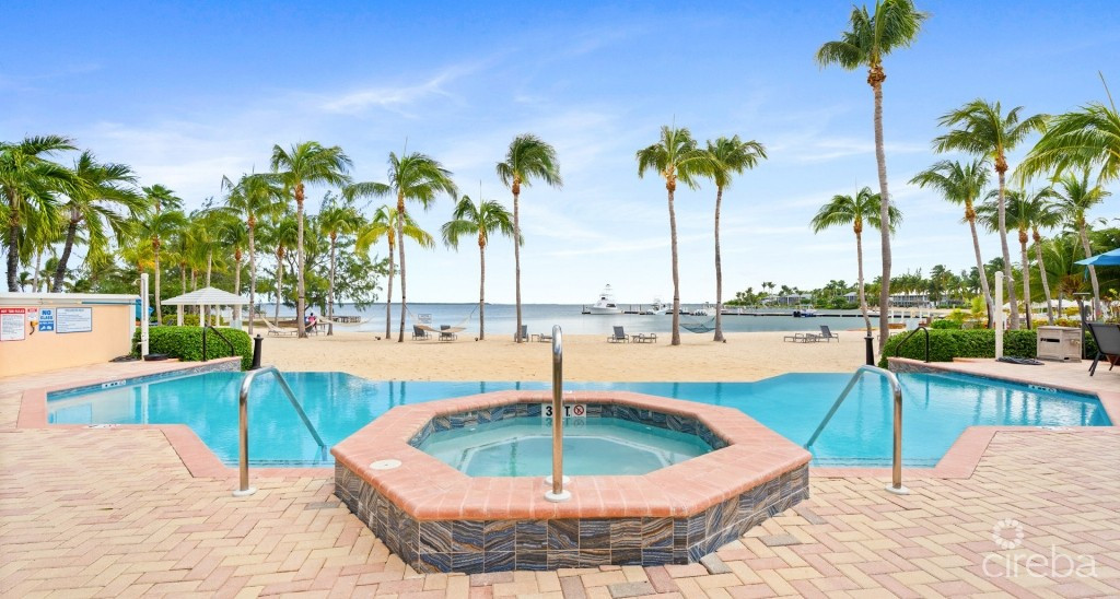 Kaibo Phase 2, Top Floor Condo With Storage Unit