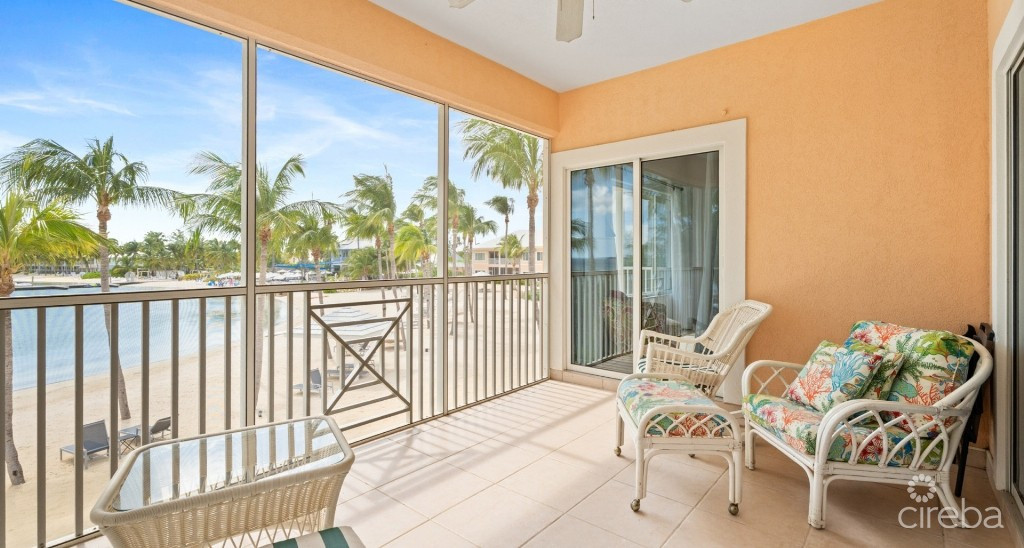 Kaibo Phase 2, Top Floor Condo With Storage Unit