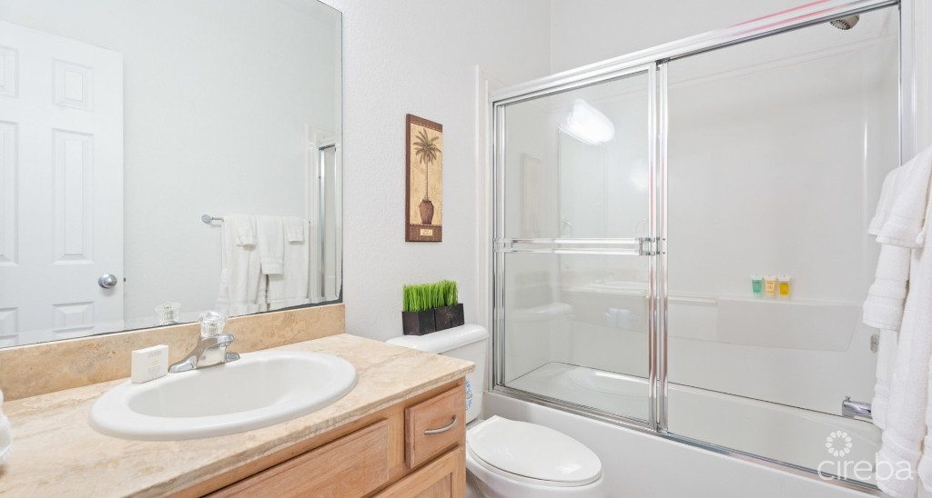 Kaibo Phase 2, Top Floor Condo With Storage Unit