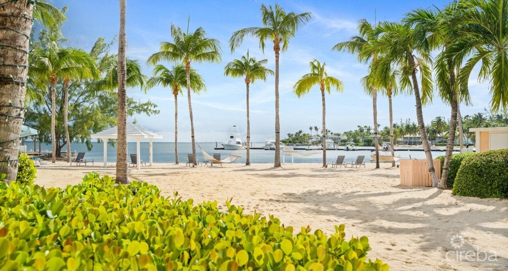 Kaibo Phase 2, Top Floor Condo With Storage Unit