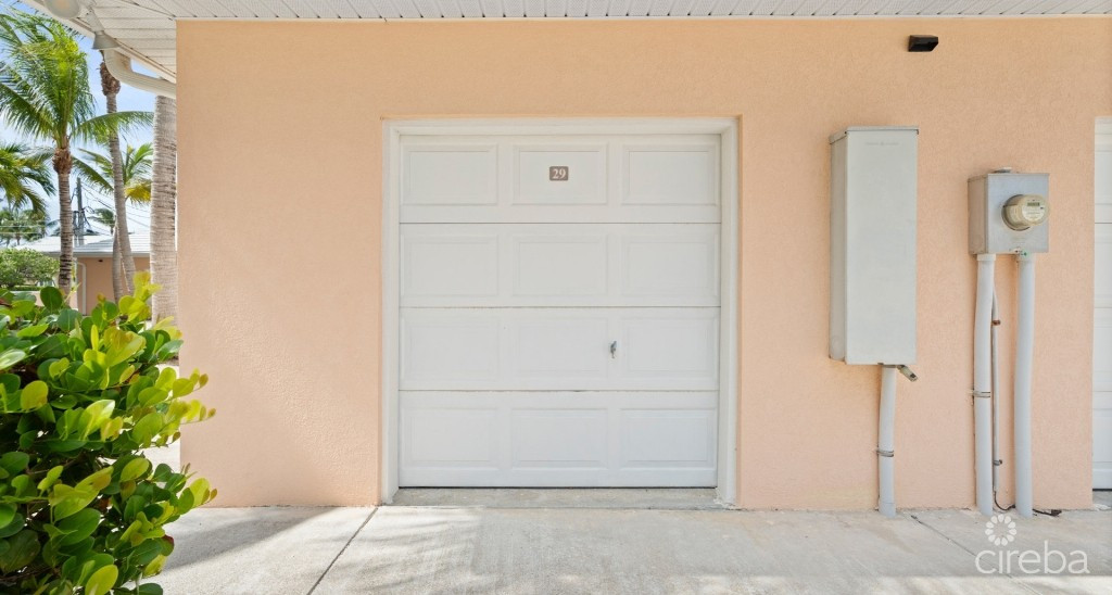 Kaibo Phase 2, Top Floor Condo With Storage Unit