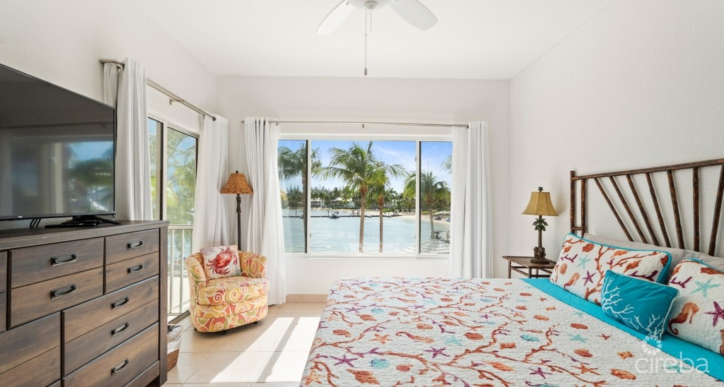 Kaibo Phase 2, Top Floor Condo With Storage Unit