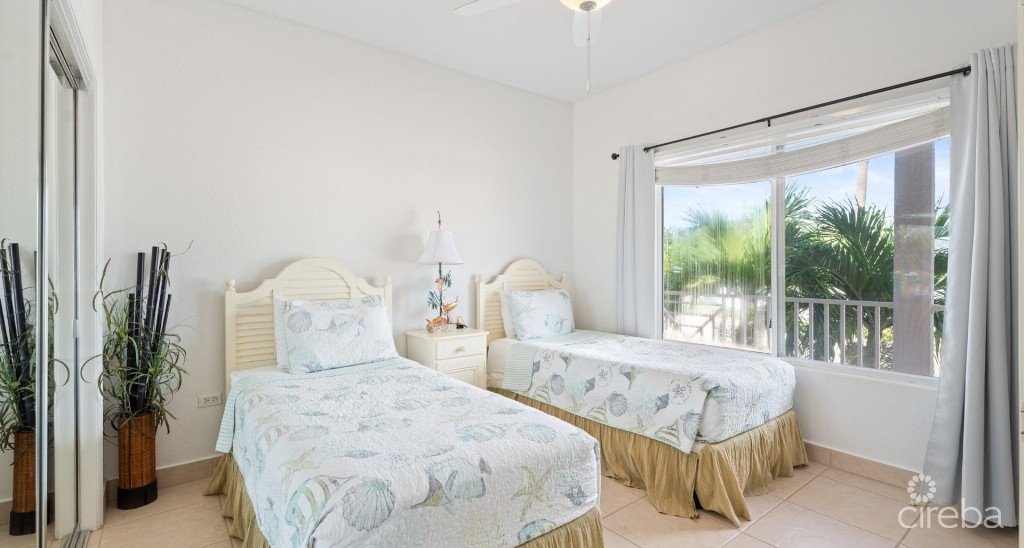 Kaibo Phase 2, Top Floor Condo With Storage Unit