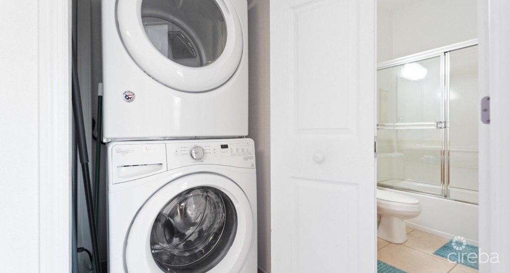 Kaibo Phase 2, Top Floor Condo With Storage Unit