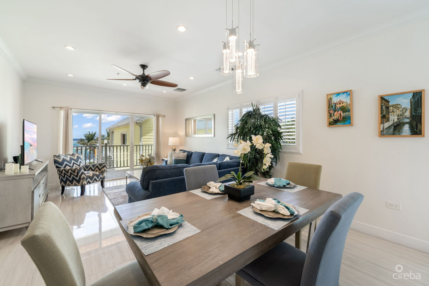 The Cottages In East End  Boutique Hotel