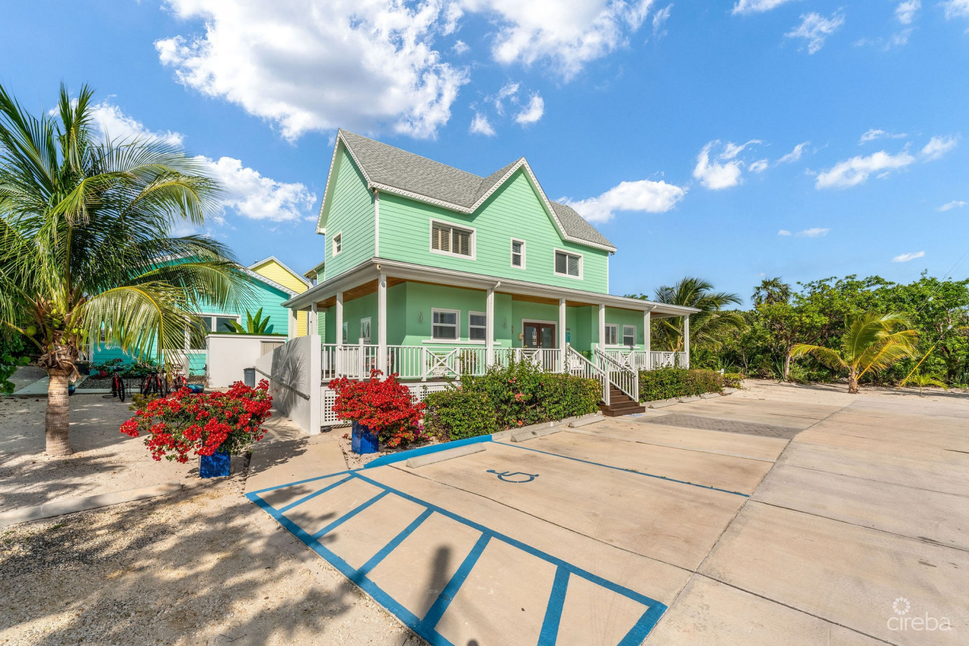 The Cottages In East End  Boutique Hotel
