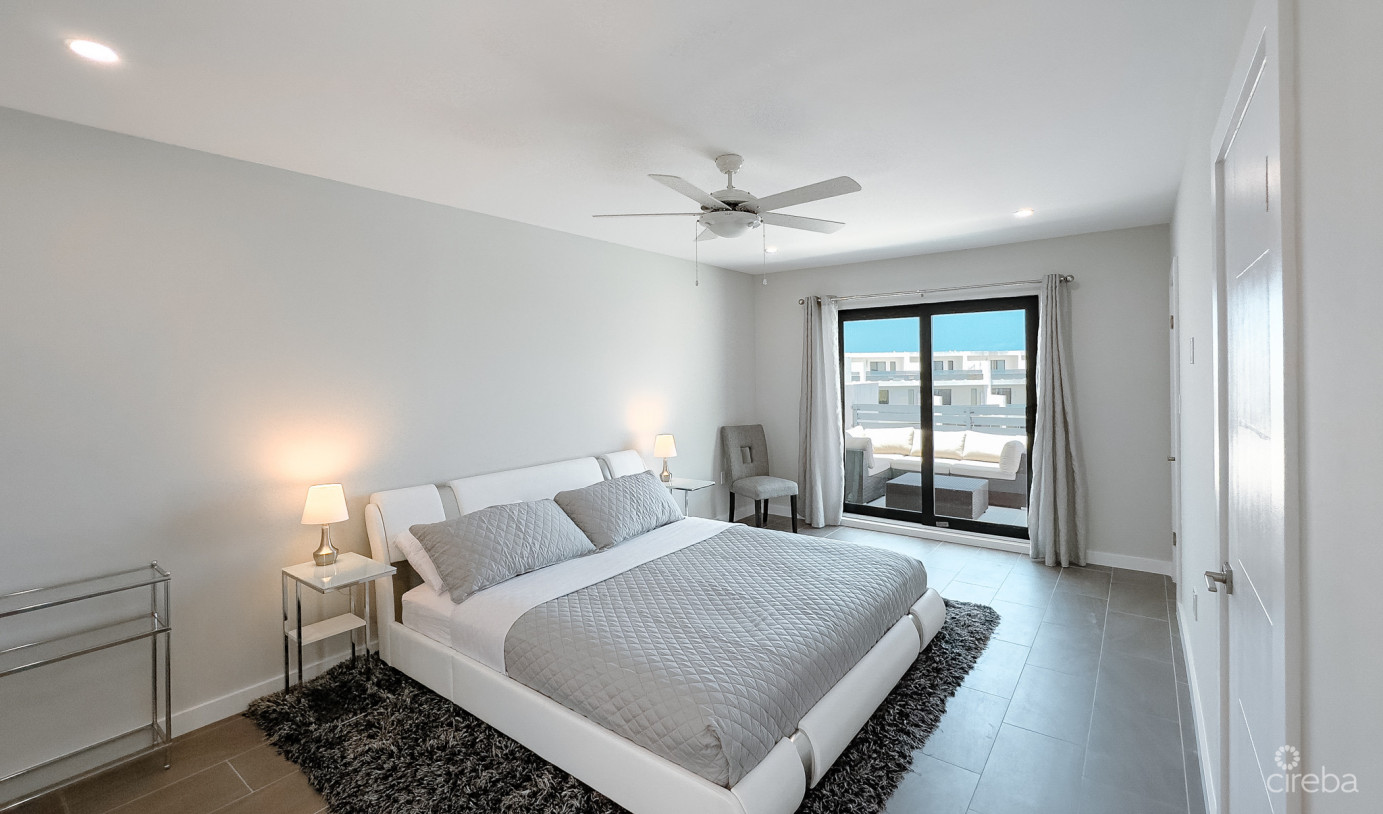 63 Vela, South Sound