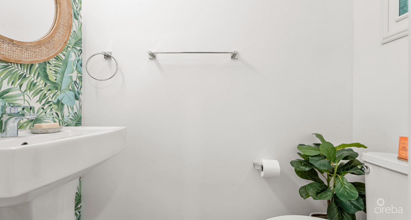 The Mantras #33 (south Sound Townhome W/ Custom Back Garden)