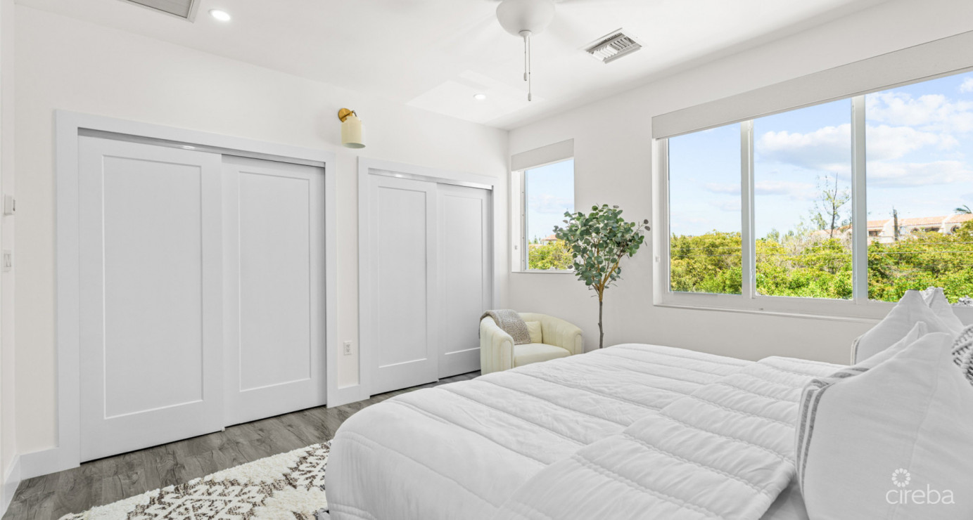 The Mantras #33 (south Sound Townhome W/ Custom Back Garden)